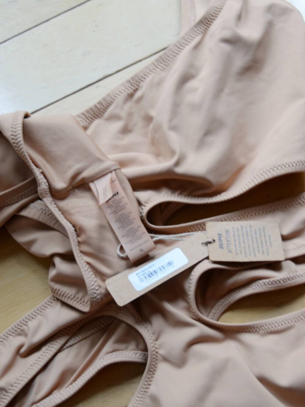 Skims Almond Monokini One Piece Swimsuit Size XL NWT - Picture 5 of 8